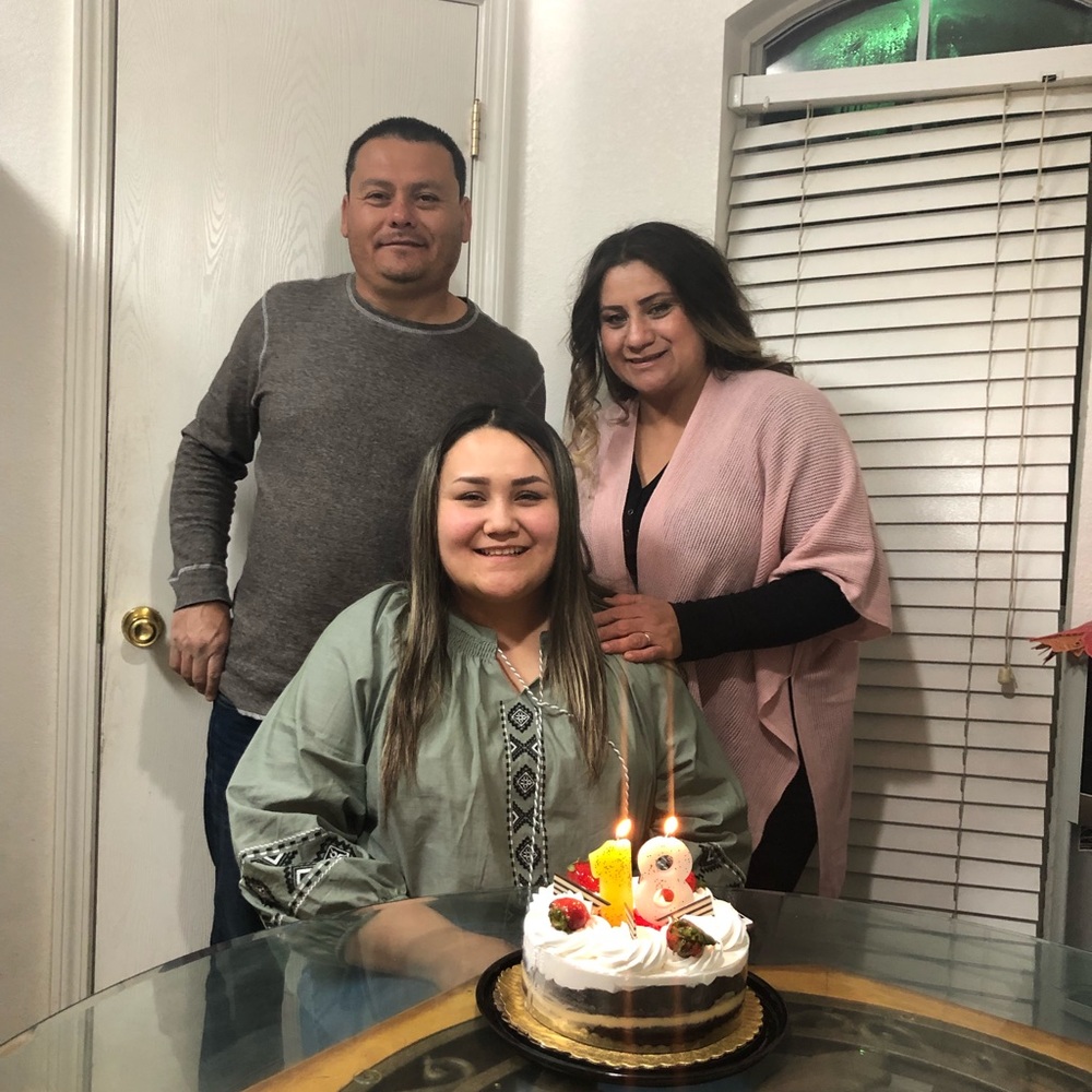 Meet your Posher, Cynthia